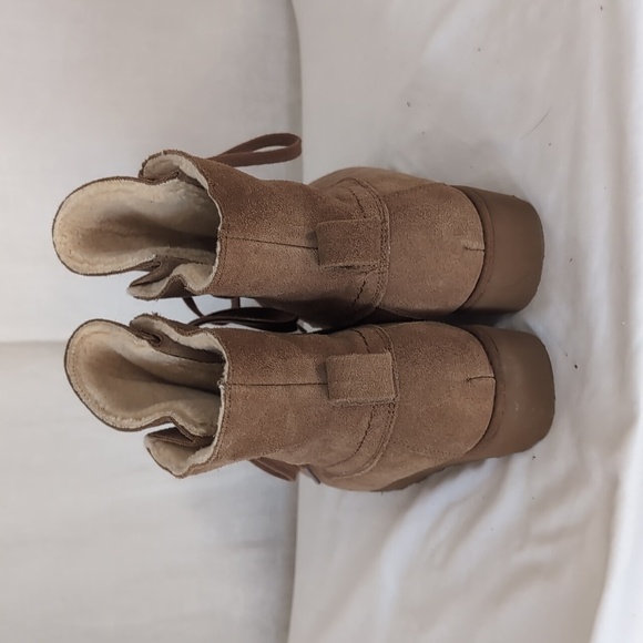 Bearpaw Krista Harmony Earth Tan Boot Size 6 - Picture 3 of 7